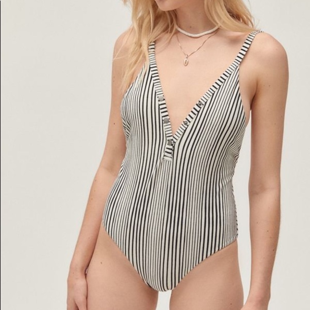Billabong One Piece